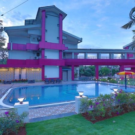 Imperial Grande Resort Lonavala Eksteriør bilde