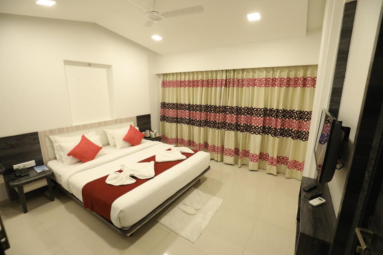 Imperial Grande Resort Lonavala Eksteriør bilde