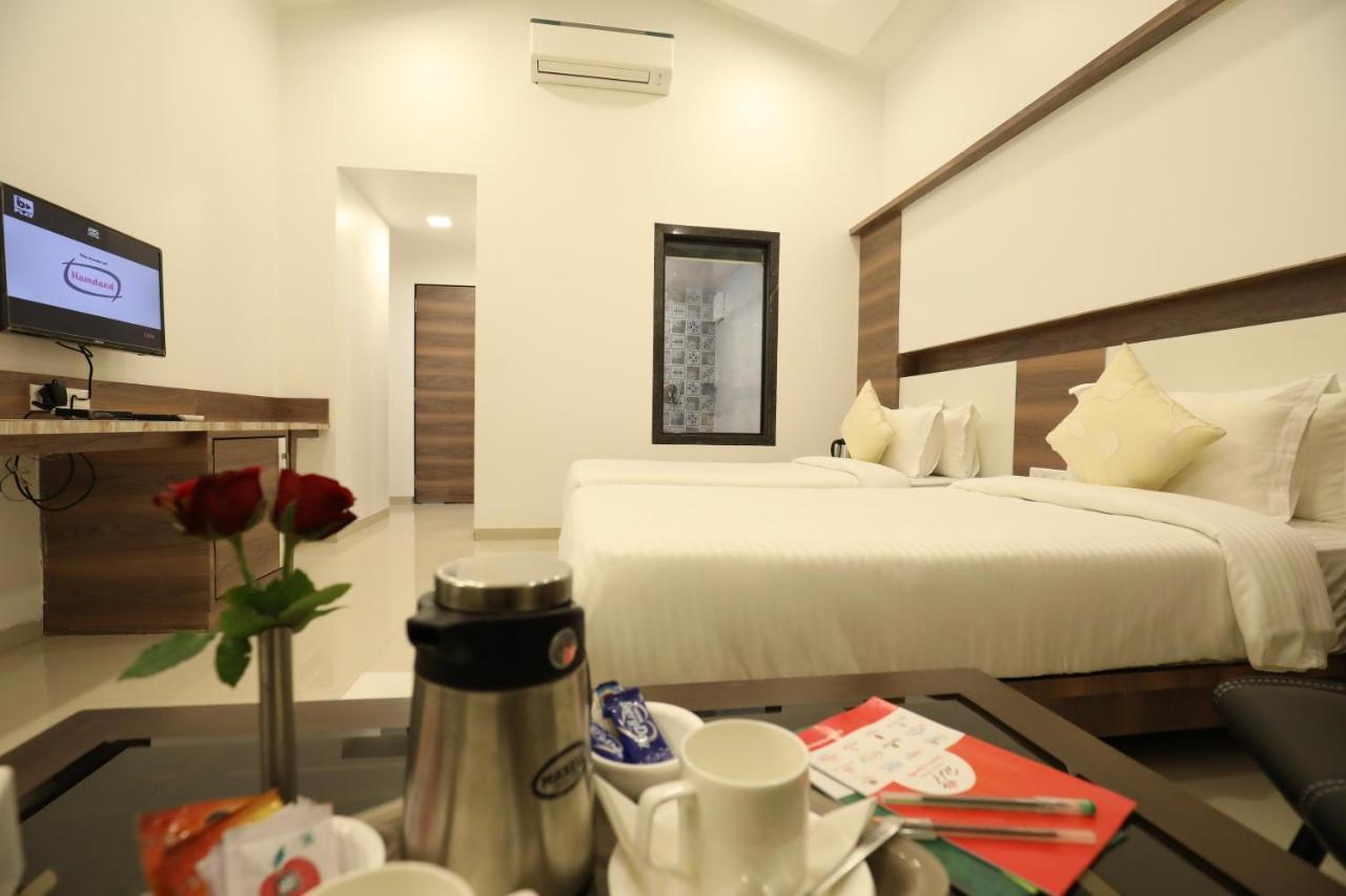 Imperial Grande Resort Lonavala Eksteriør bilde
