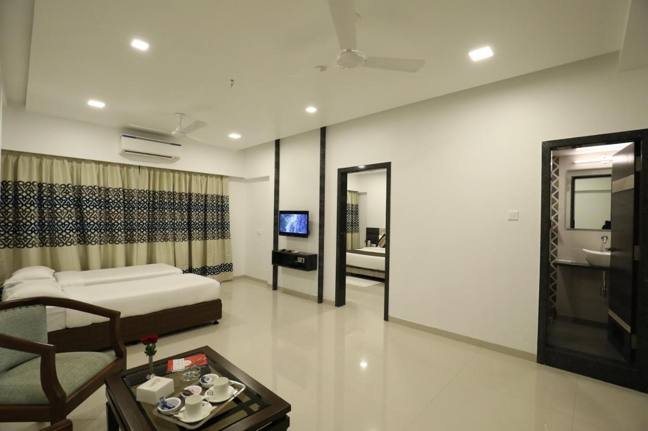 Imperial Grande Resort Lonavala Eksteriør bilde