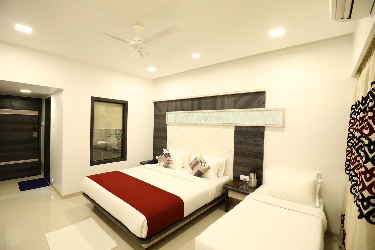 Imperial Grande Resort Lonavala Eksteriør bilde